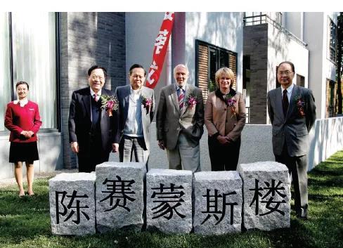 杨振宁先生数理工作漫谈：单位圆定理及其他